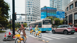 Borsa: Hong Kong in rialzo, Hang Seng +1,10%