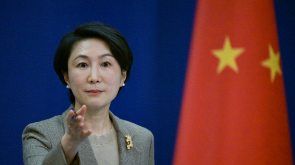 China condena el plan "discriminatorio" de EEUU de revocar visas a estudiantes