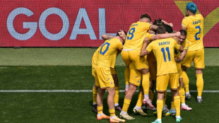 Romênia vence Ucrânia (3-0) pelo Grupo E da Eurocopa