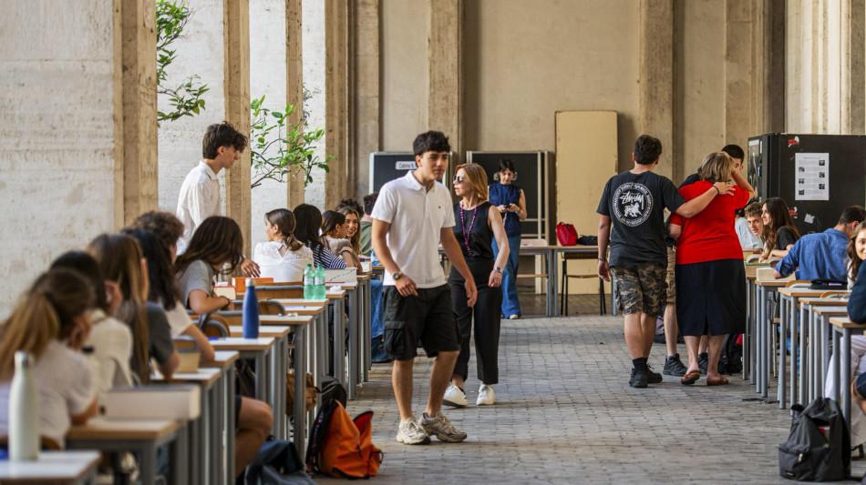 S&igrave; del Senato a dl che ripristina "esame di maturit&agrave;"