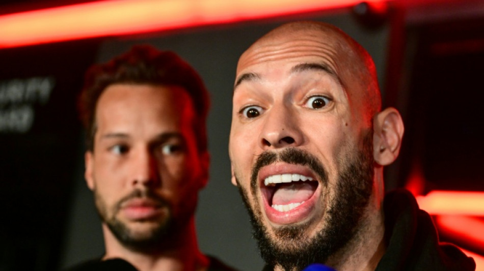 Influenciador Andrew Tate e seu irm&atilde;o s&atilde;o presos em Miami