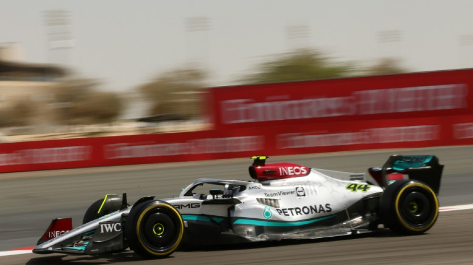 F1: nouveau look remarqu&eacute; pour Mercedes au premier jour des essais de Bahre&iuml;n