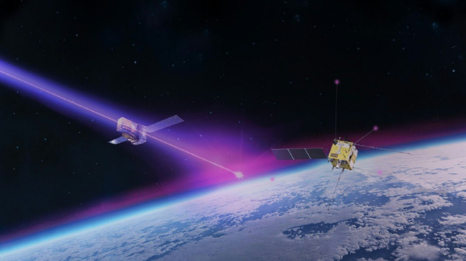 Astronomers detect cosmic flash from early universe star blast 