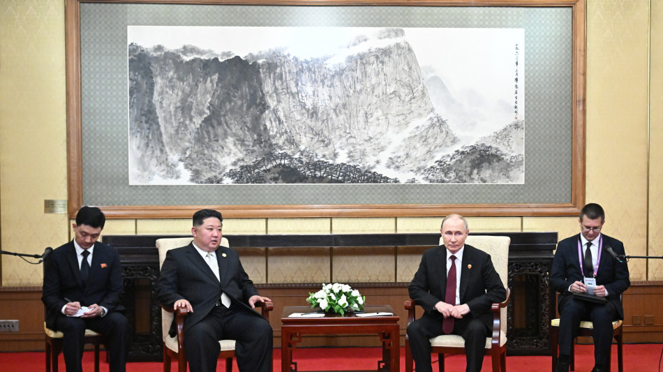 Kim Jong-un a Putin,aiutare la Russia &egrave; un dovere fraterno