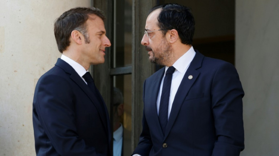 L&iacute;deres europeos debaten en Par&iacute;s "garant&iacute;as de seguridad" para Ucrania
