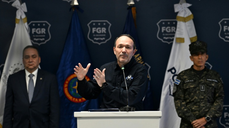 Bukele propone cadena perpetua en El Salvador para menores asesinos o violadores