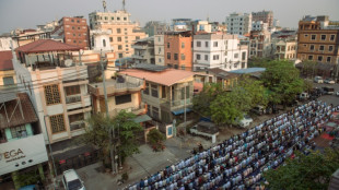 En Birmania, los musulmanes de Mandalay celebran en duelo el fin del Ramadán