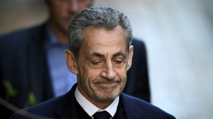 "Le journal d'un prisonnier": Sarkozy va publier un livre sur ses trois semaines de d&eacute;tention