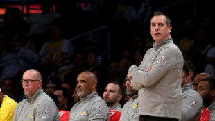 NBA: les Lakers limogent leur entra&icirc;neur Frank Vogel