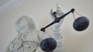 Massenhaft gef&auml;lschte Rechnungen: Bis zu viereinhalb Jahren Haft in Detmold 