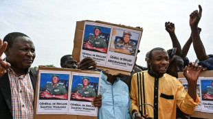 Regime militar do N&iacute;ger ignora propostas de di&aacute;logo