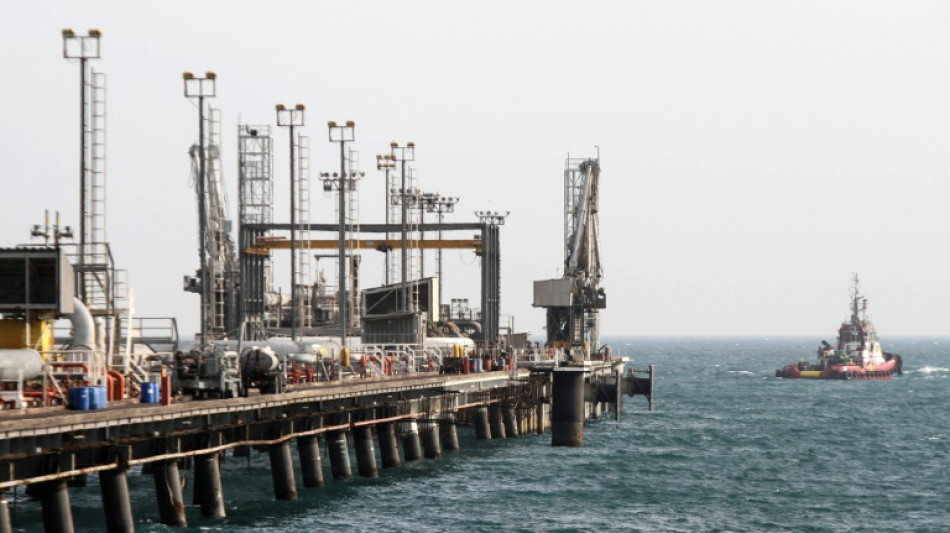 L'Iran annonce de grands contrats pour doper sa production p&eacute;troli&egrave;re