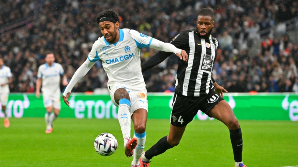 Ligue 1: Marseille et Lyon manquent l'opportunité de rejoindre le PSG en tête