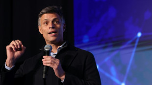 Do ex&iacute;lio, Leopoldo L&oacute;pez pede unidade da oposi&ccedil;&atilde;o venezuelana