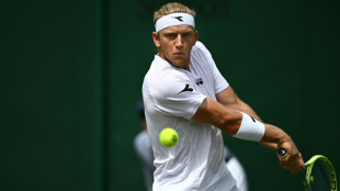 Davidovich y Carball&eacute;s superan su estreno en Wimbledon, Munar eliminado