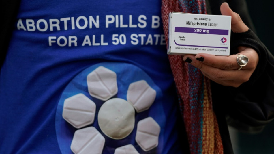 US states prepare for battle over abortion pills