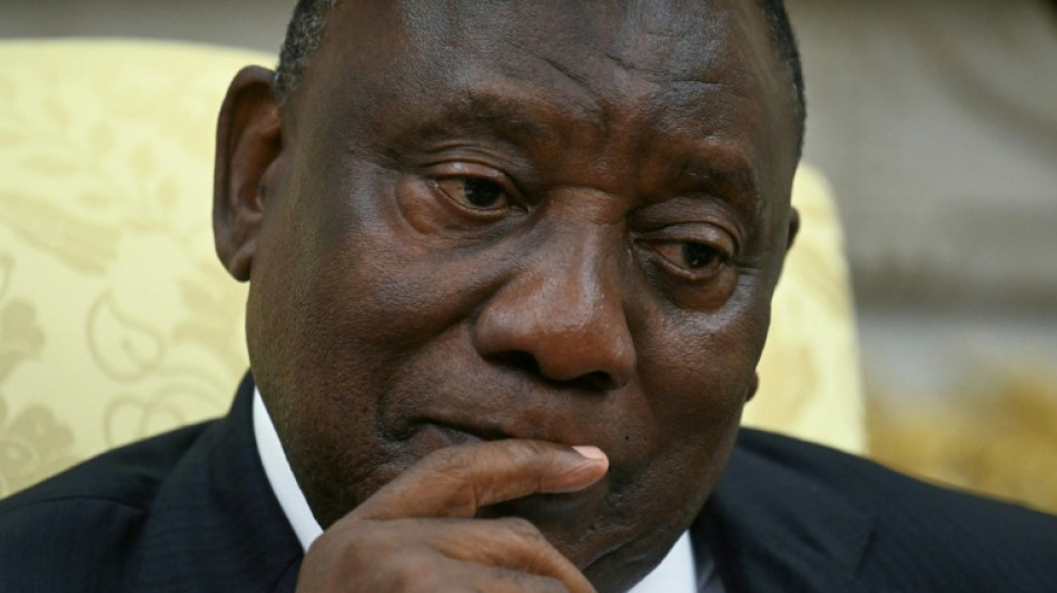 EEUU prioriza a los blancos sudafricanos en su política de refugiados, y Sudáfrica protesta