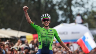 Cyclisme: Pogacar conserve son titre de champion du monde après une attaque de plus de 100 km