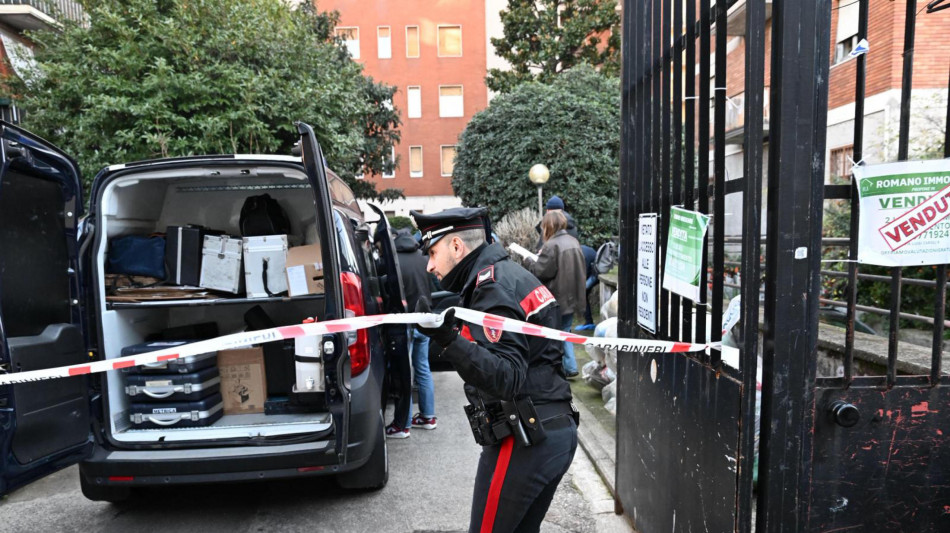 Giovane donna trovata morta a Milano, Procura indaga per omicidio