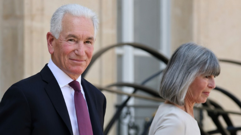 US backs ambassador to France in antisemitism row