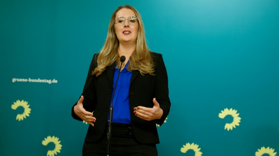 Nach Gespräch mit Union und SPD: Grüne lassen Zustimmung zu Finanzpaket offen