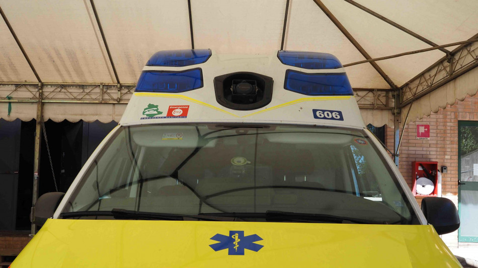 Studente spruzza spray urticante e accoltella insegnante a Roma
