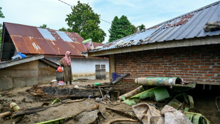 Les inondations font pr&egrave;s de 350 morts en Asie du Sud-Est