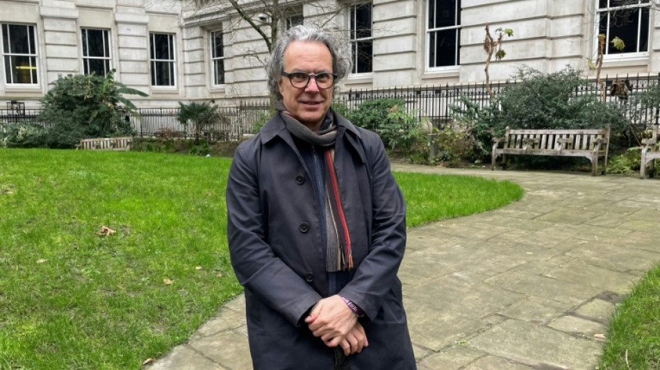 A luta do pai de uma adolescente levada ao suic&iacute;dio pelas redes sociais