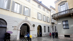Mediobanca, 'l'offerta di Mps non è razionale e con rischi'