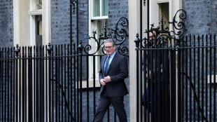 Governo brit&acirc;nico endurece sua pol&iacute;tica de asilo e imigra&ccedil;&atilde;o