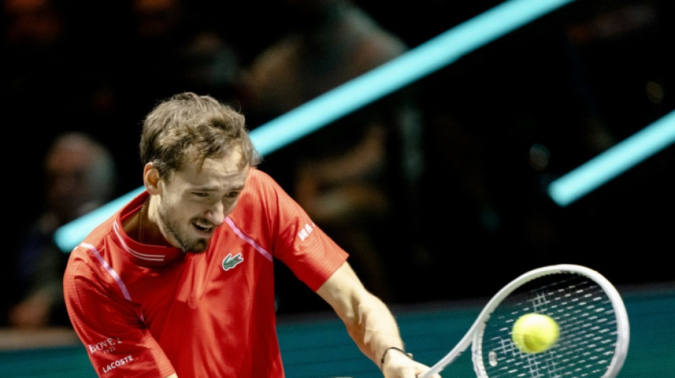 Perfect Medvedev ends Auger-Aliassime's Rotterdam title defence