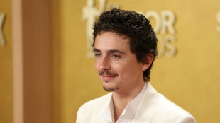 Timoth&eacute;e Chalamet repris de vol&eacute;e par de grands op&eacute;ras apr&egrave;s des propos en interview