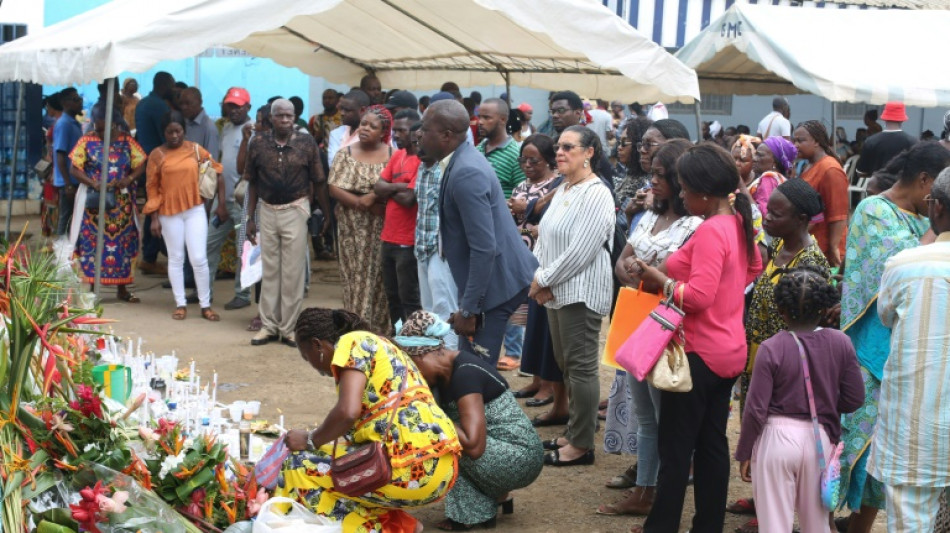 Naufrage d'un ferry au Gabon: le bilan s'alourdit &agrave; six morts et 31 disparus