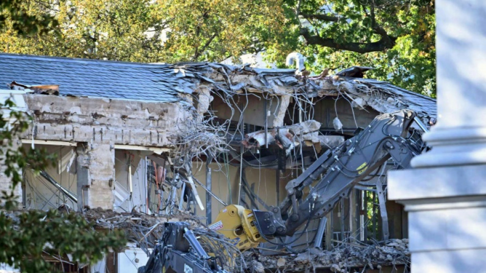 Trump derruba parte da Casa Branca para construir novo sal&atilde;o de festas