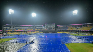 Pakistan-New Zealand Super Eights clash delayed by rain