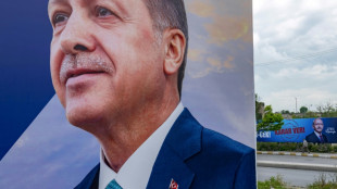 Erdogan busca mobilizar sua base conservadora na v&eacute;spera da elei&ccedil;&atilde;o na Turquia