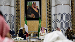 Meloni, il governo va avanti non abbiamo tempo da perdere