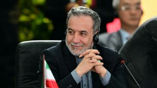 Irán denuncia "presión injusta" tras reimposición de sanciones en su contra