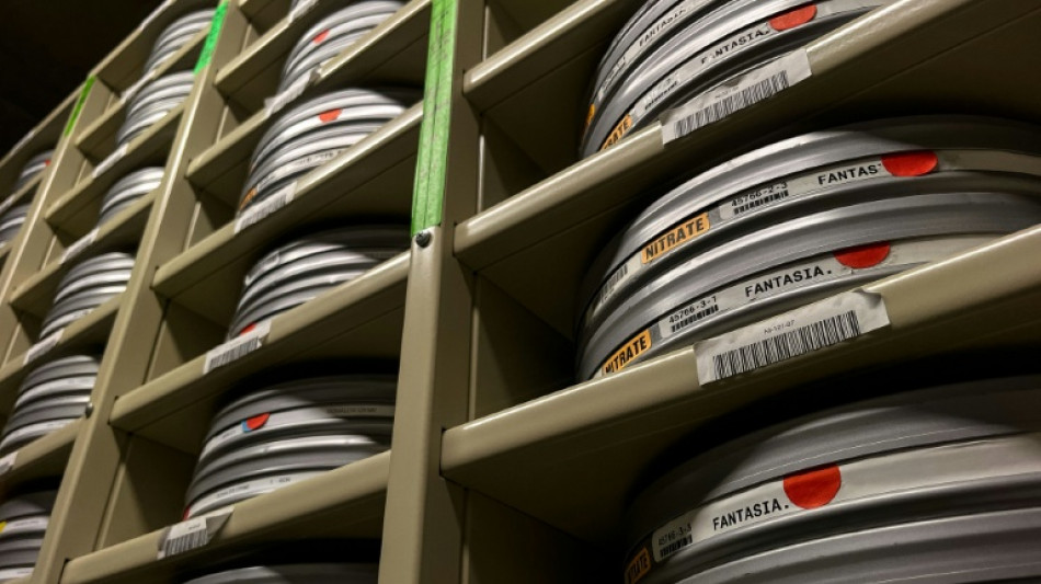 Plong&eacute;e dans la chambre forte am&eacute;ricaine qui prot&egrave;ge les explosifs films en nitrate