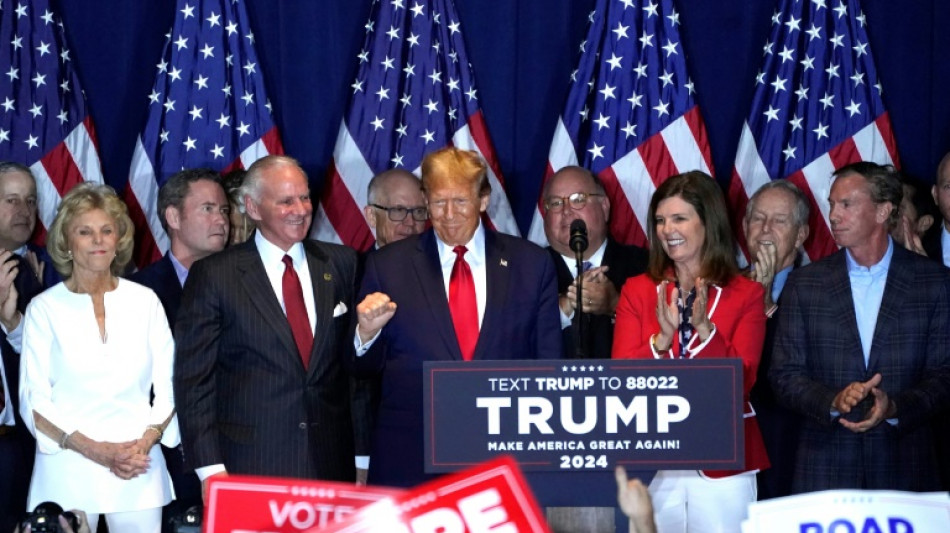 Trump encha&icirc;ne les victoires, mais les nuages s'amoncellent