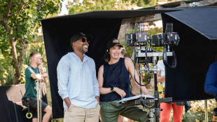 Amori e inganni, per Halle Bailey e Reg&eacute;-Jean Page scintilla in Toscana