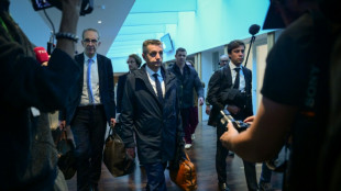 Sextape à Saint-Etienne: prison ferme et inéligibilité requises contre le maire