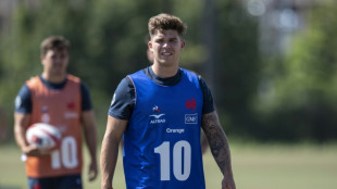 Rugby: la France avec une charni&egrave;re Lucu-Jalibert et deux n&eacute;ophytes face au Japon