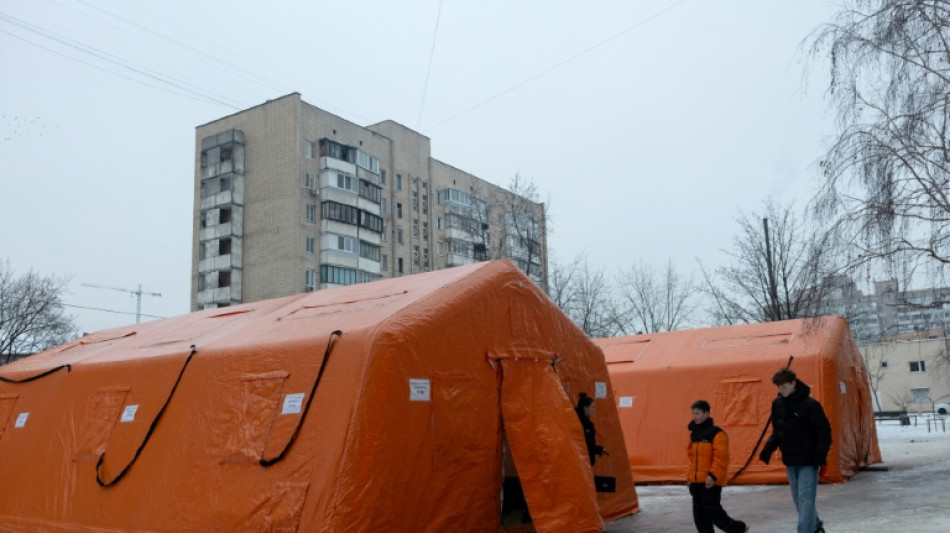 Ukraine: plus de 800 immeubles toujours sans chauffage &agrave; Kiev apr&egrave;s les frappes russes