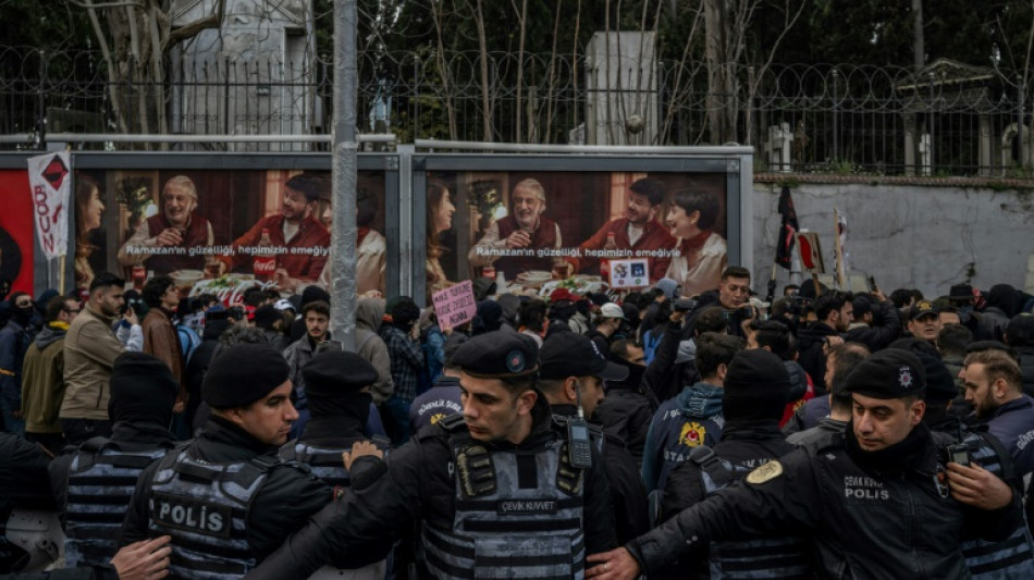 Nueva manifestación en Estambul contra el encarcelamiento del líder de la oposición