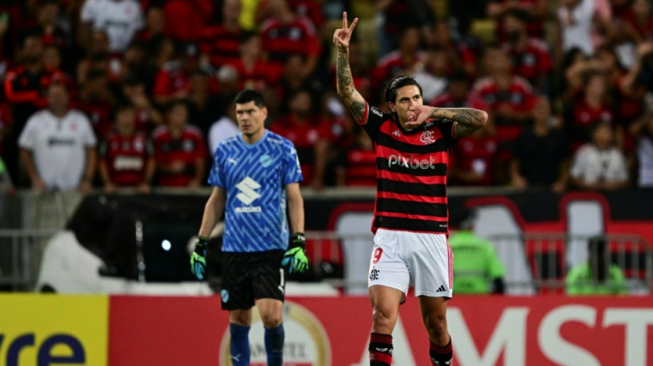 Flamengo goleia Bolívar (4-0) e é 2º do Grupo E da Libertadores
