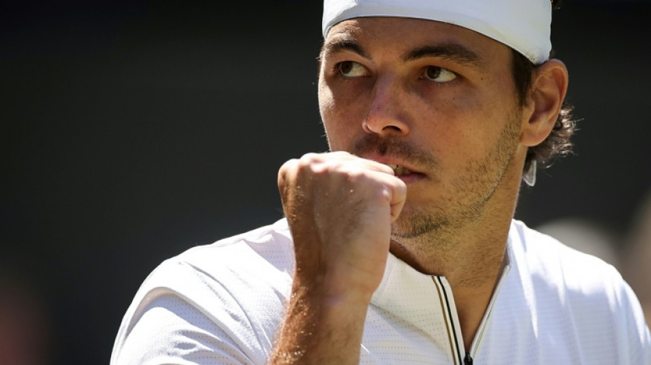 Fritz vence Davidovich e vai às oitavas de Wimbledon