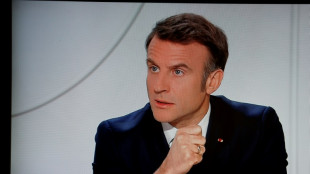 Macron: il faut &ecirc;tre "pr&ecirc;ts &agrave; r&eacute;pondre" &agrave; l'"escalade" russe, mais "jamais nous ne m&egrave;nerons l'offensive"
