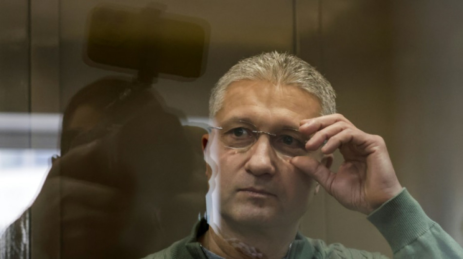 Früherer russischer Vize-Verteidigungsminister steht wegen Veruntreuung vor Gericht