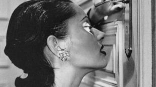 Newton e Scianna, due mostre, due autori indagano la moda